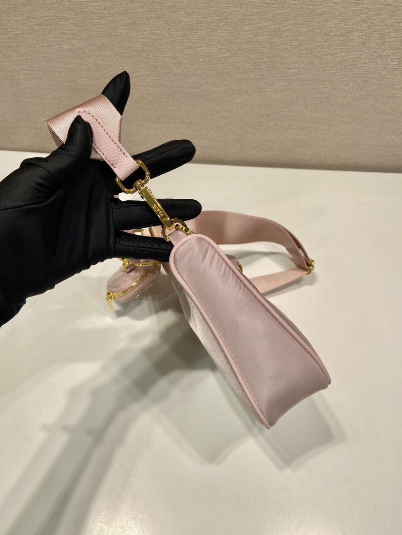 Pra*a hobo bags